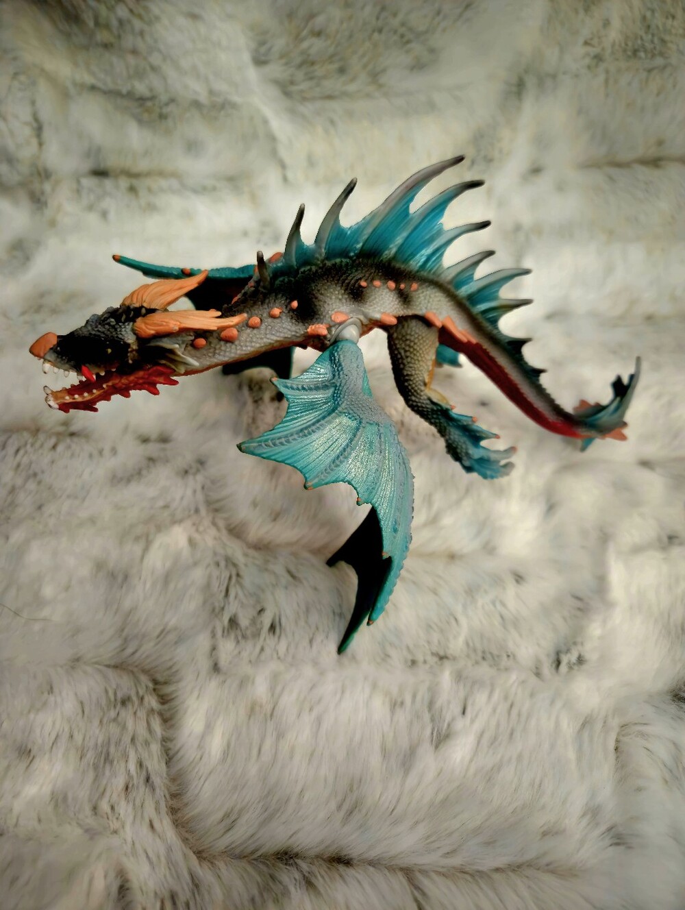 Teal and Black Sea Dragon RETIRED Eldrador Schleich Collectible figurine